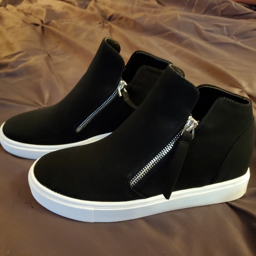 Sneaker wedge